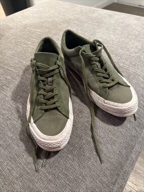 Converse Low-Top Canvas Sneakers in Olive Green